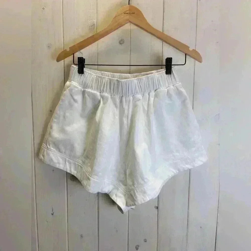 Revolve Natalie Rolt‎ Geo Short Size 6 White Pickets High Rise Beach Coastal